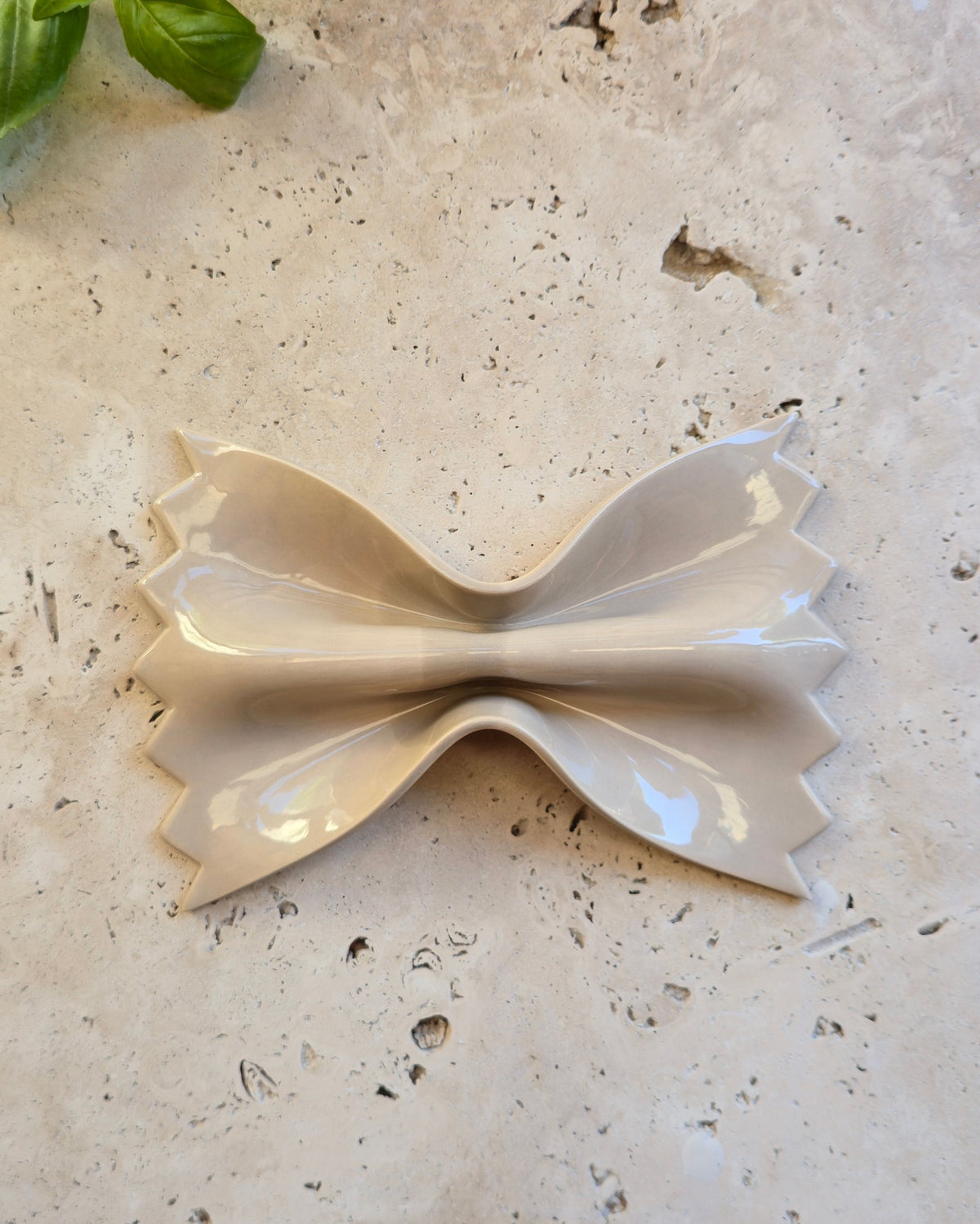 Farfalle gris taupe