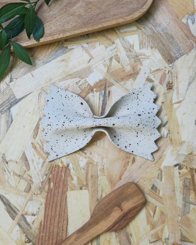 farfalle en grès mouchetée
