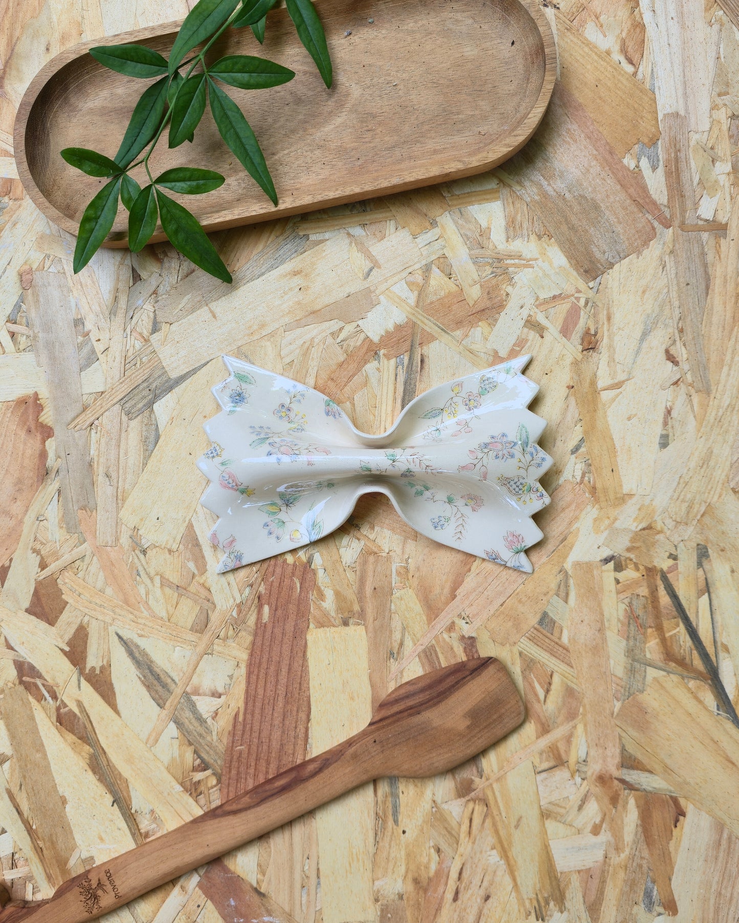 Farfalle céramique blanc imprimé bucolique