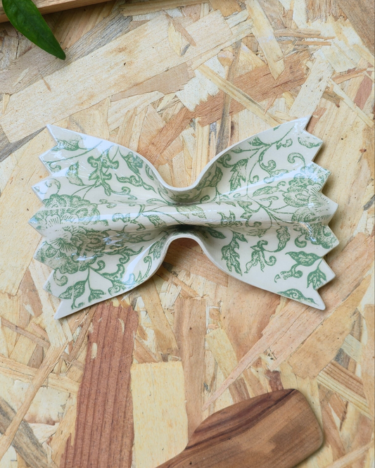 Farfalle céramique blanc imprimé fleurs vertes